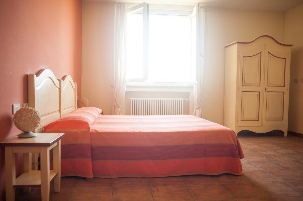 Agriturismo Il Mondo Pension Parma Kamer foto