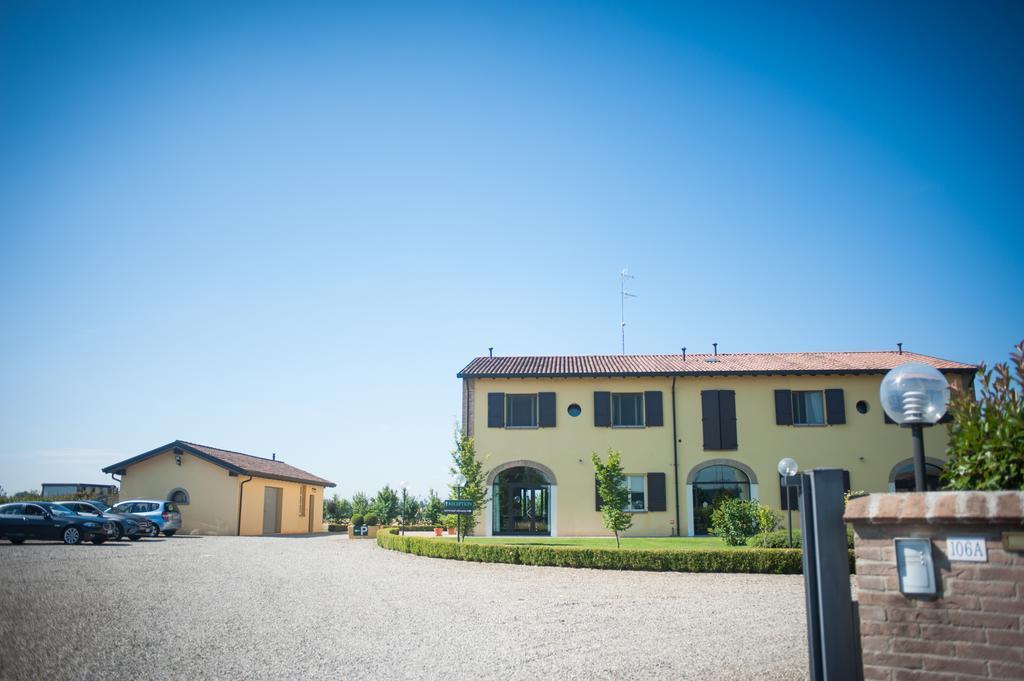 Agriturismo Il Mondo Pension Parma Buitenkant foto